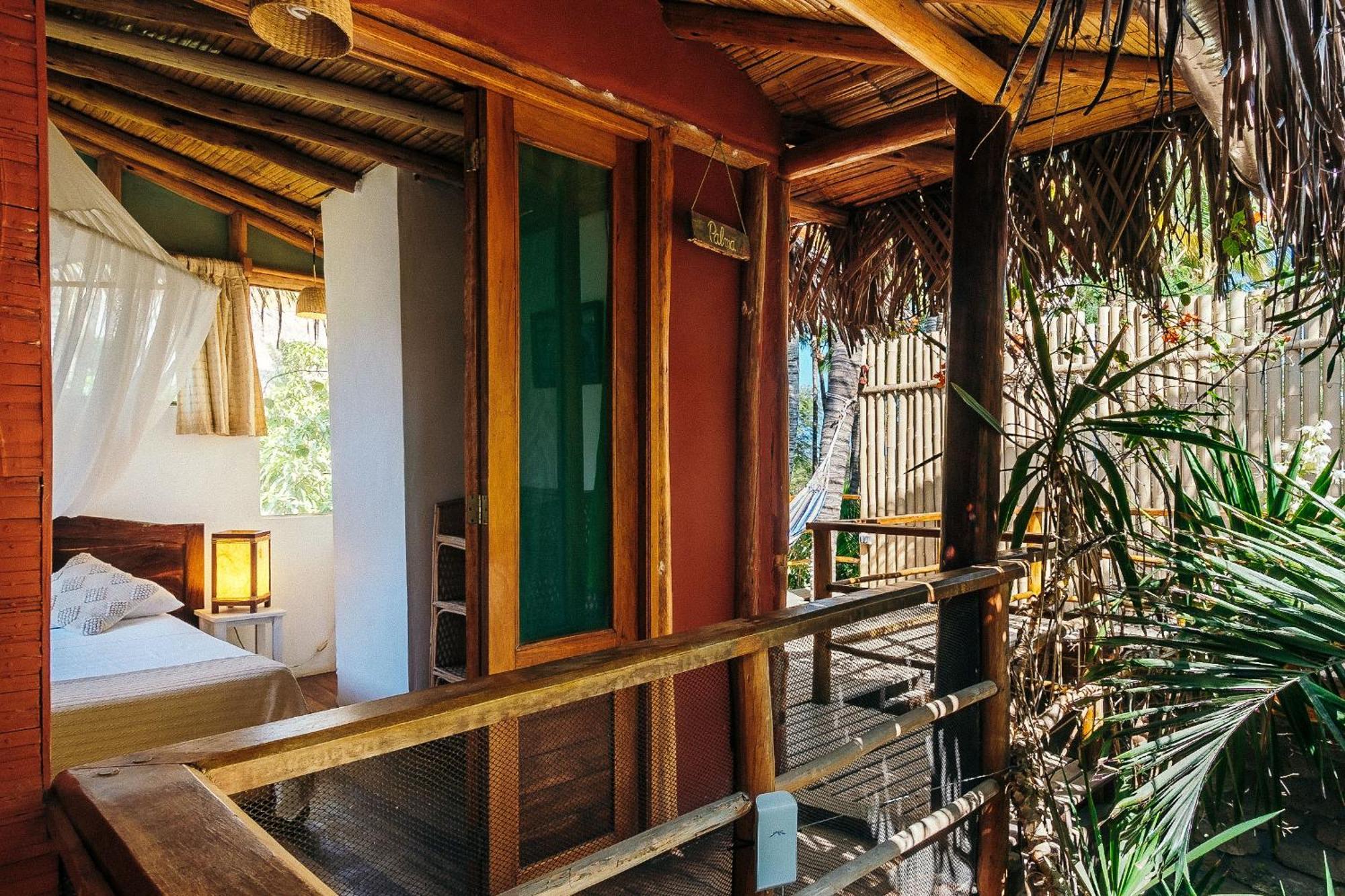 La Maison Eco House & Yoga Máncora Exterior foto